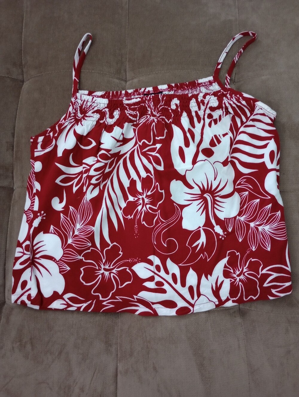 Kids - Red And White Tank Top W/ Hibiscus And Leaves Design